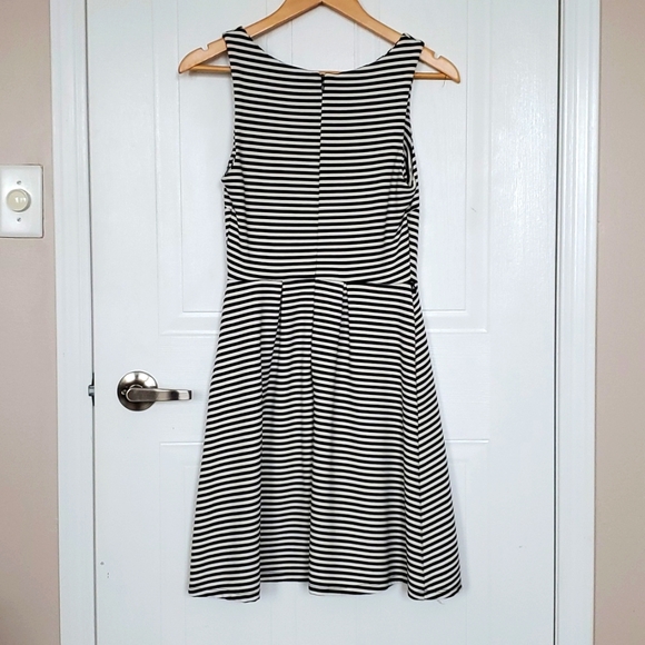 Black and white stripe, strapless, fit and flare dress - Picture 2 of 8